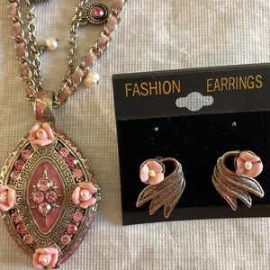 Vintage necklace with earrings set